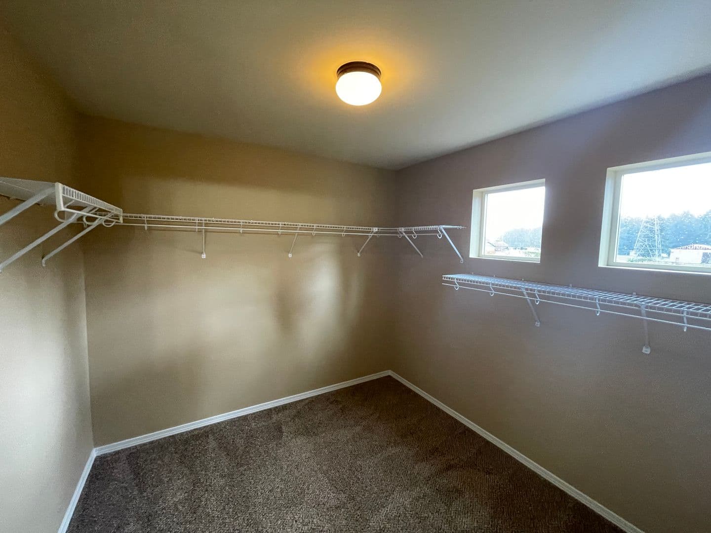Spanaway House: 20322 46th Ave Ct E