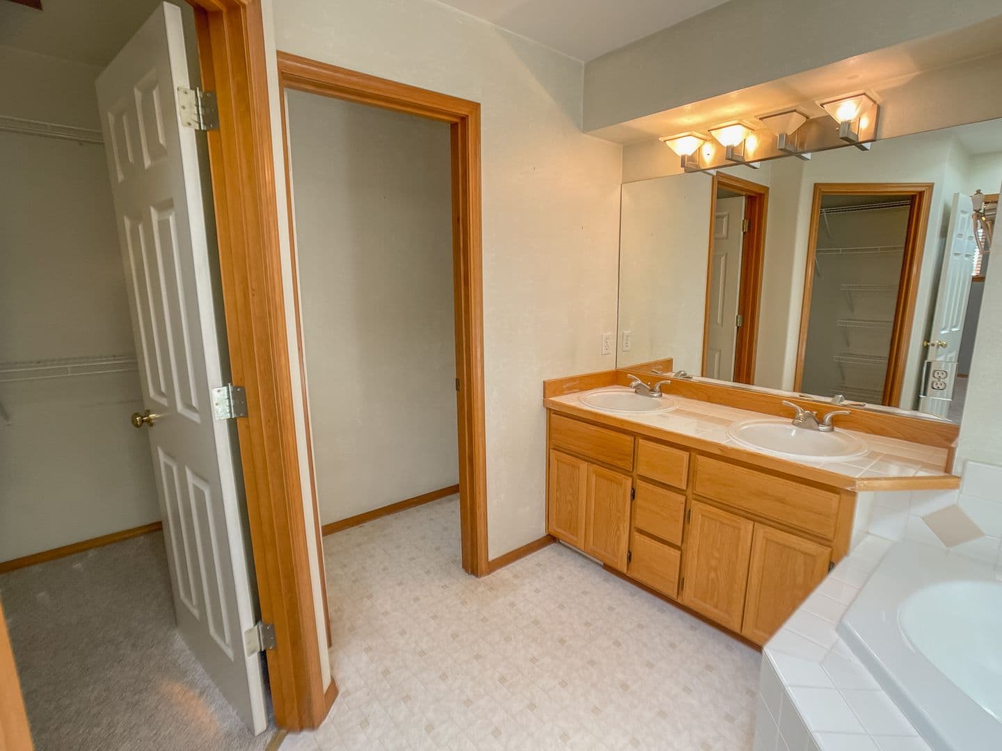 Covington House: 17458 SE 257th St