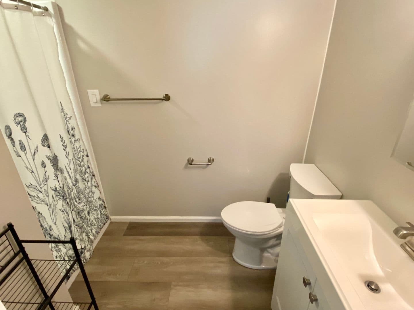 Sea Tac House: 4480 S 172nd St