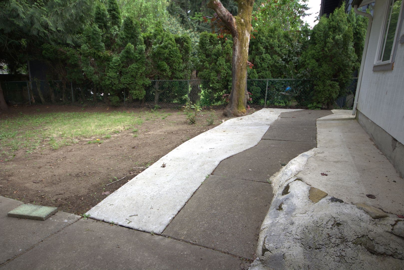 Burien Apartment: 15822 5th Pl S