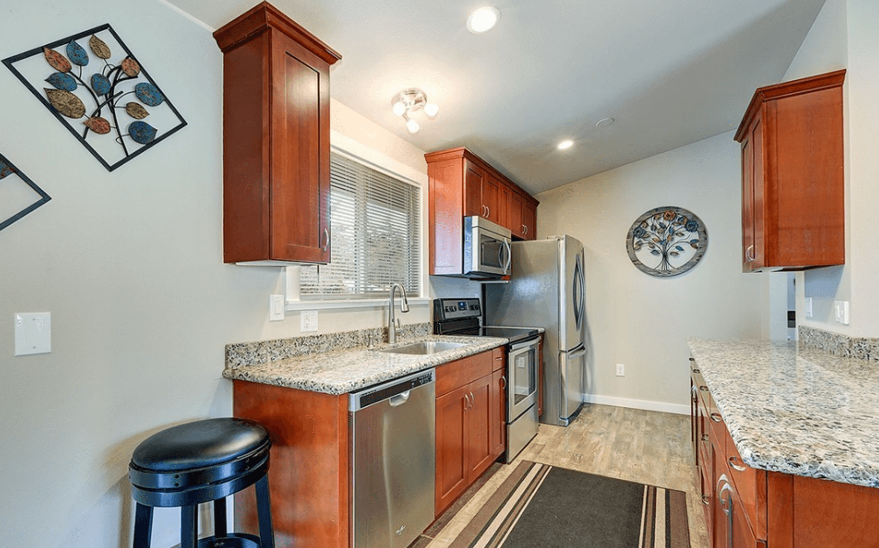 Federal Way House: 33266 34th Ave SW
