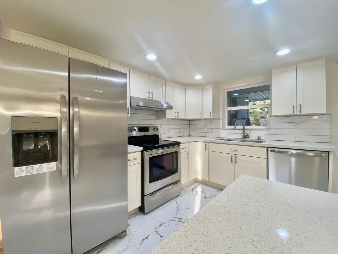 Burien House: 1038 S 129th St
