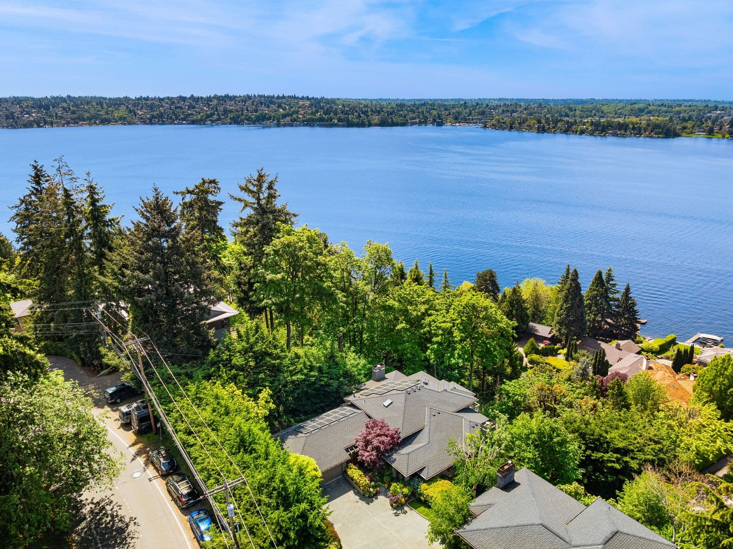 Mercer Island House: 7447 W Mercer Way