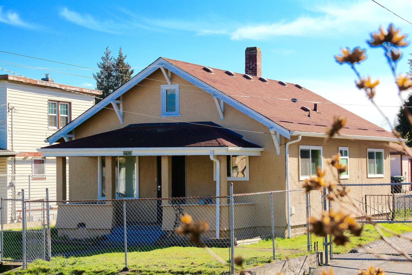Seattle House: 4619 S Holden St