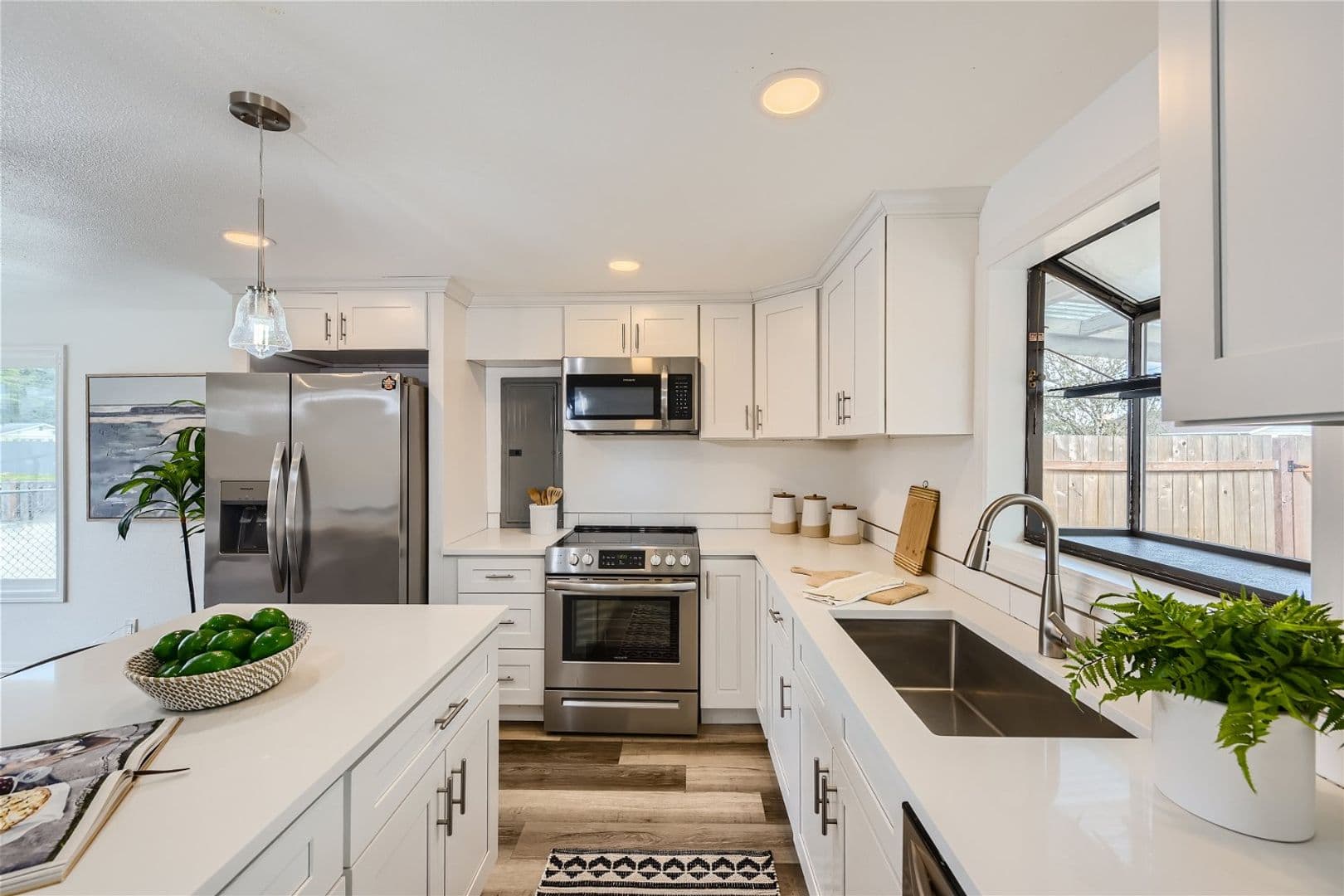 Renton House: 11963 SE 160th St