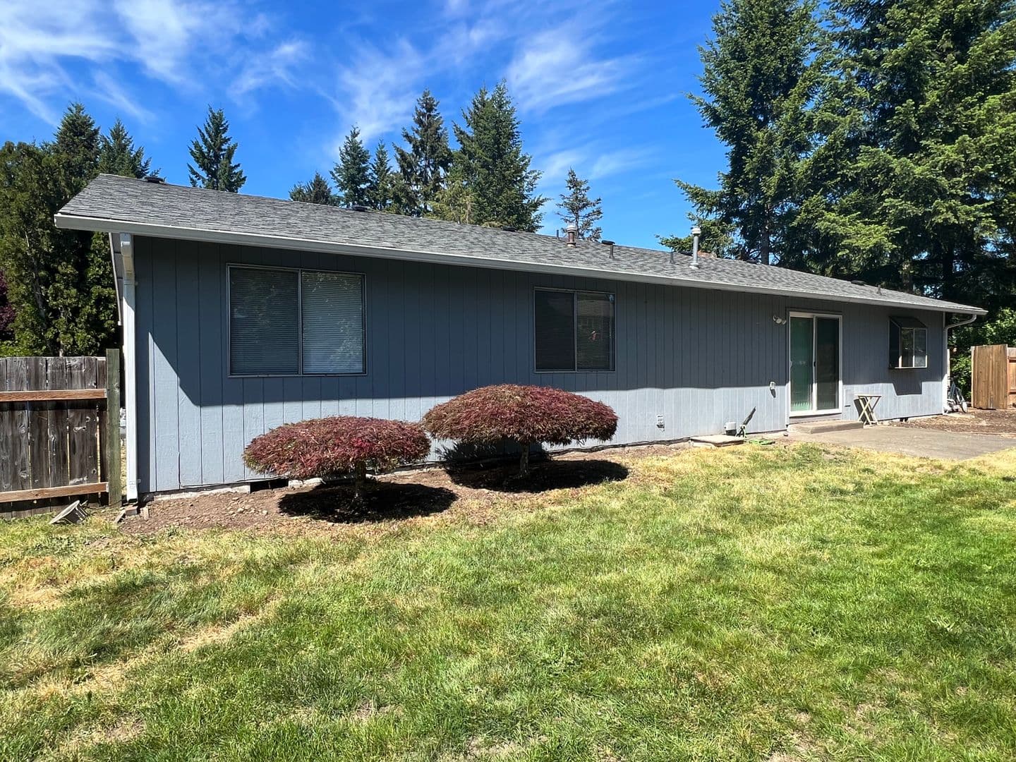 Tacoma House: 14724 27th Ave E