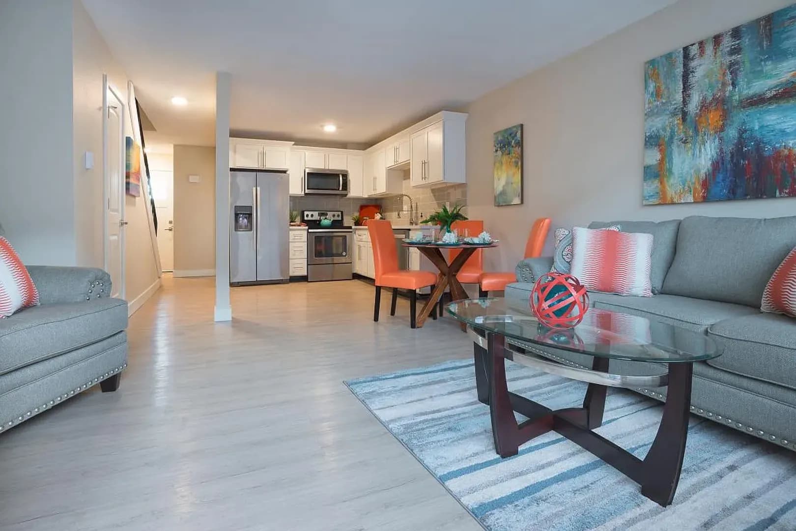 University Place Townhome: 3109 Bridgeport Way W
