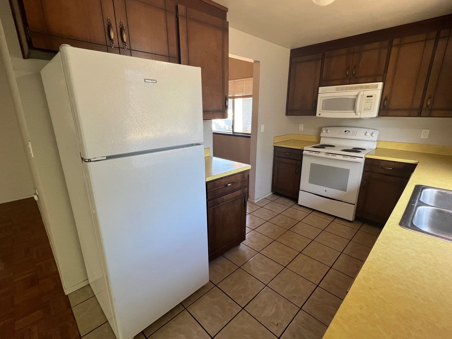 Tacoma House: 14724 27th Ave E