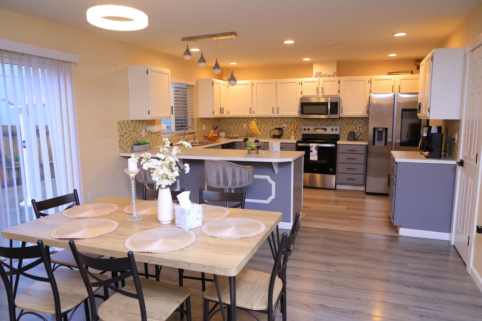 Kent House: 2717 S 268th Pl