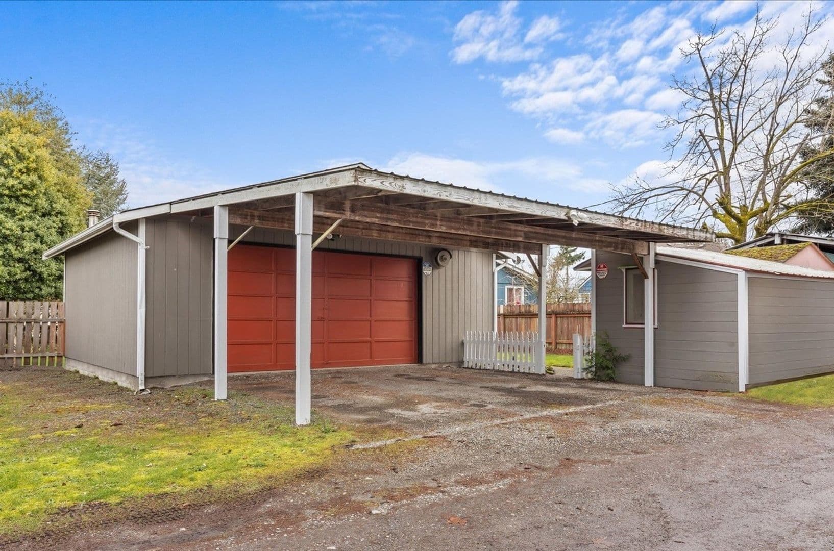 Tacoma House: 4010 E F St
