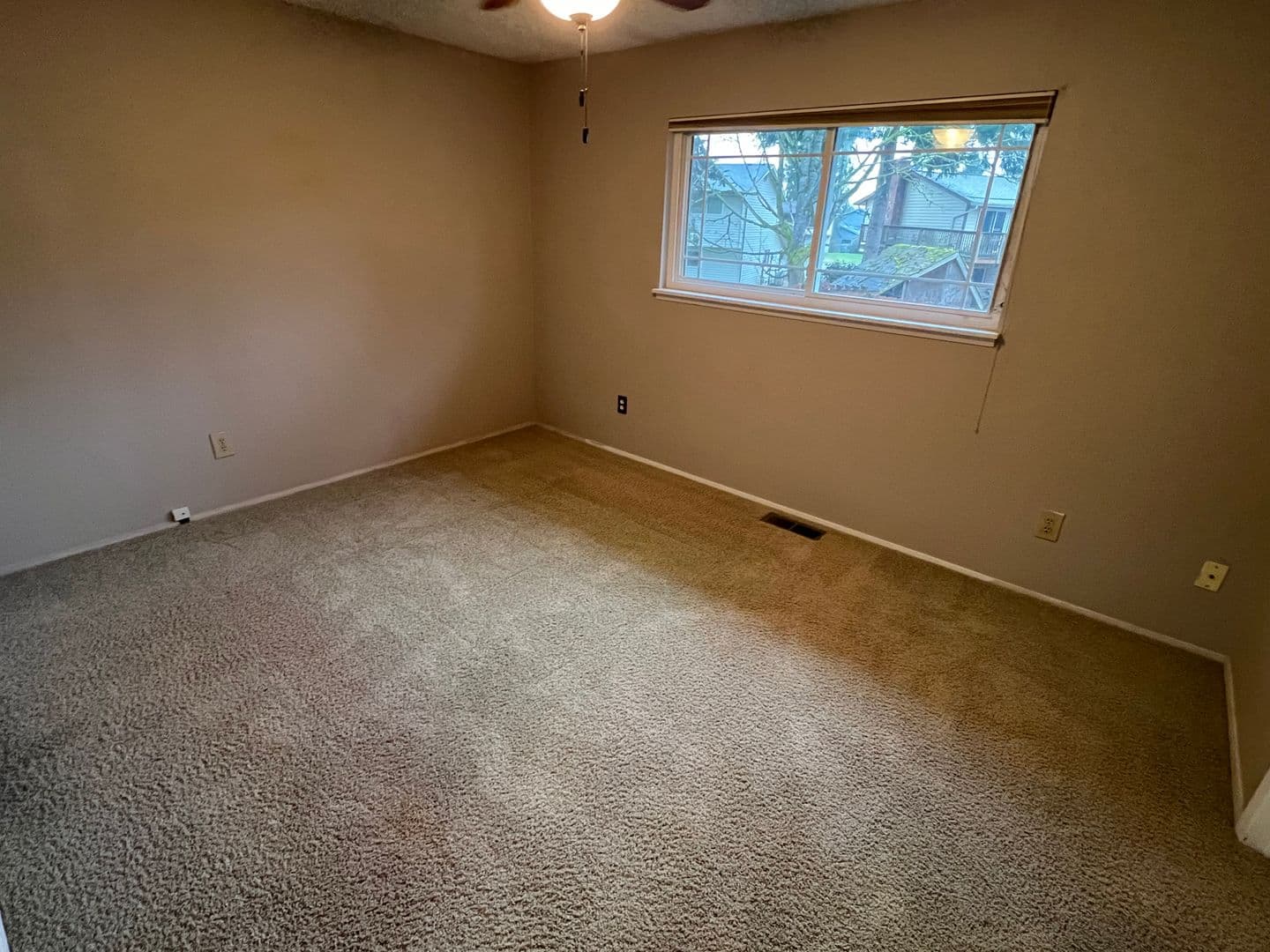 Renton House: 19521 145th Ave SE