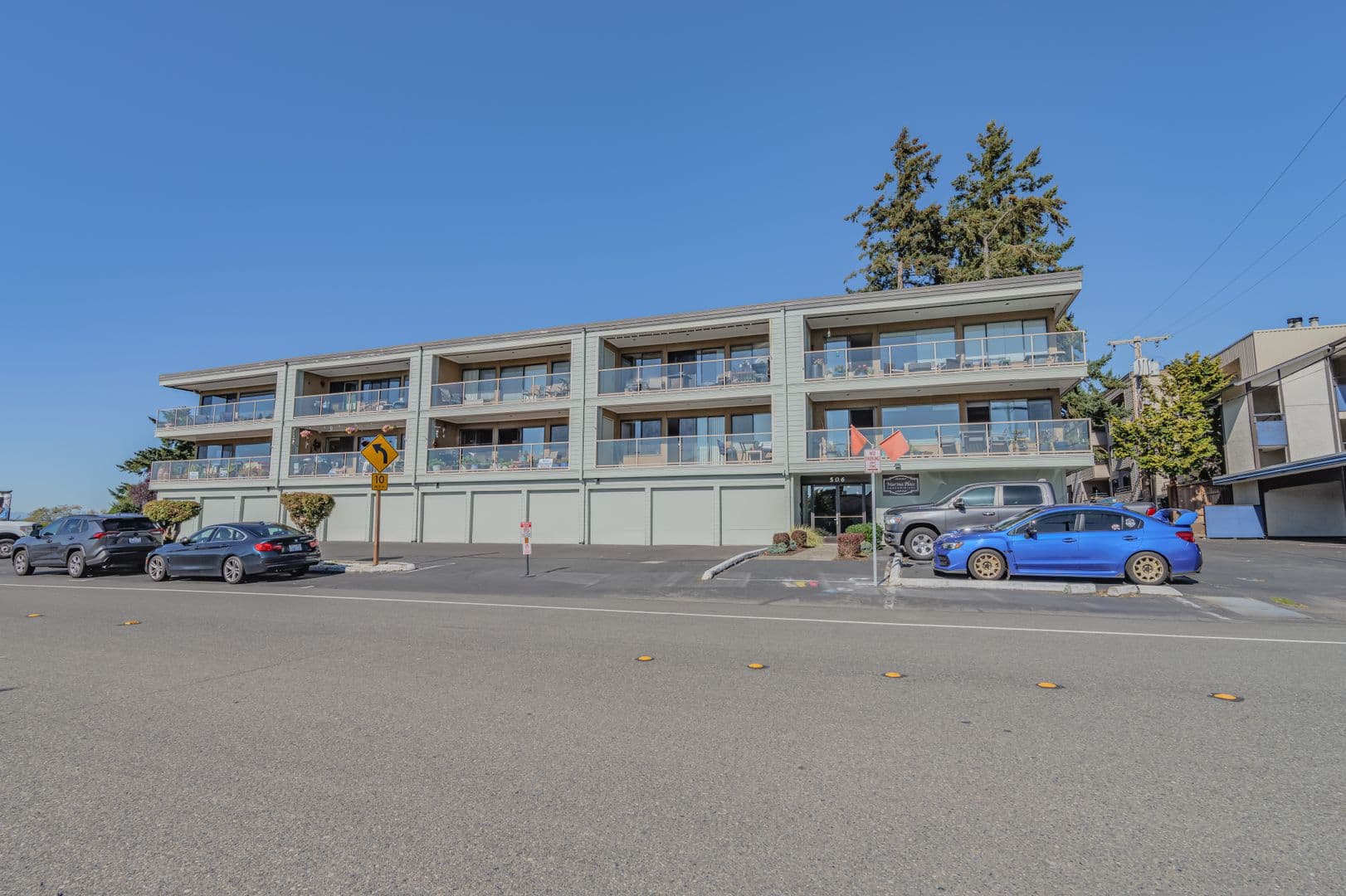 Des Moines Condo: 506 222nd St Unit #1