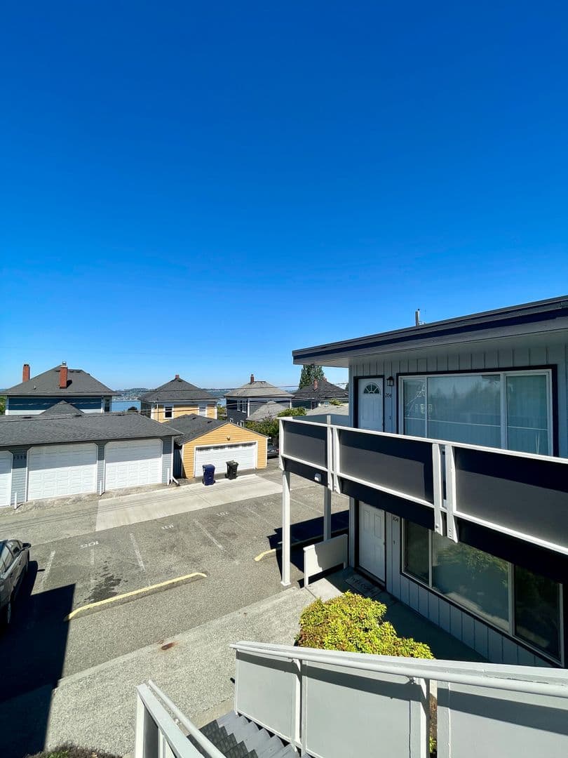 Tacoma Condo: 1111 N. K St Unit 204