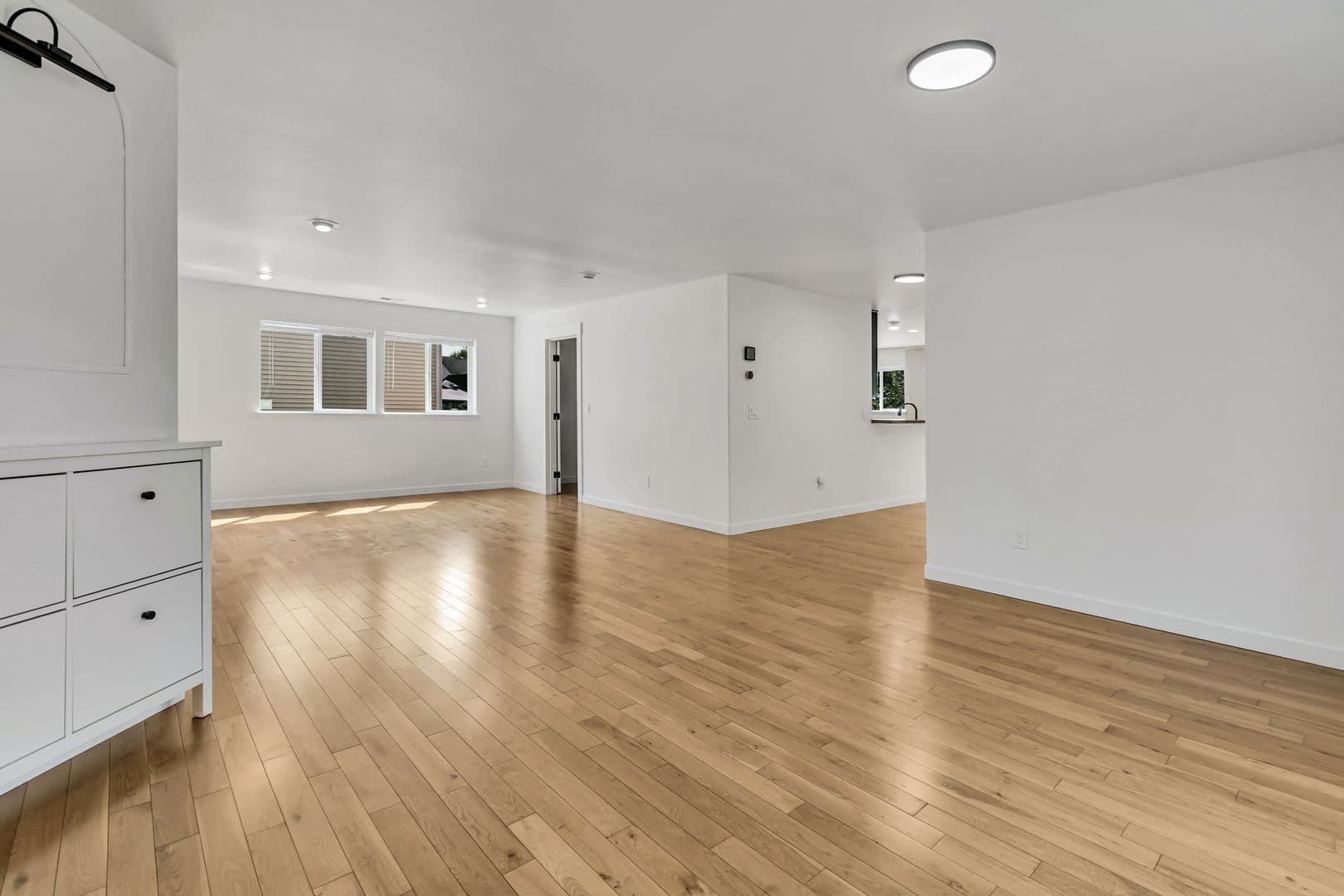 Kent House: 21603 SE 298th Pl