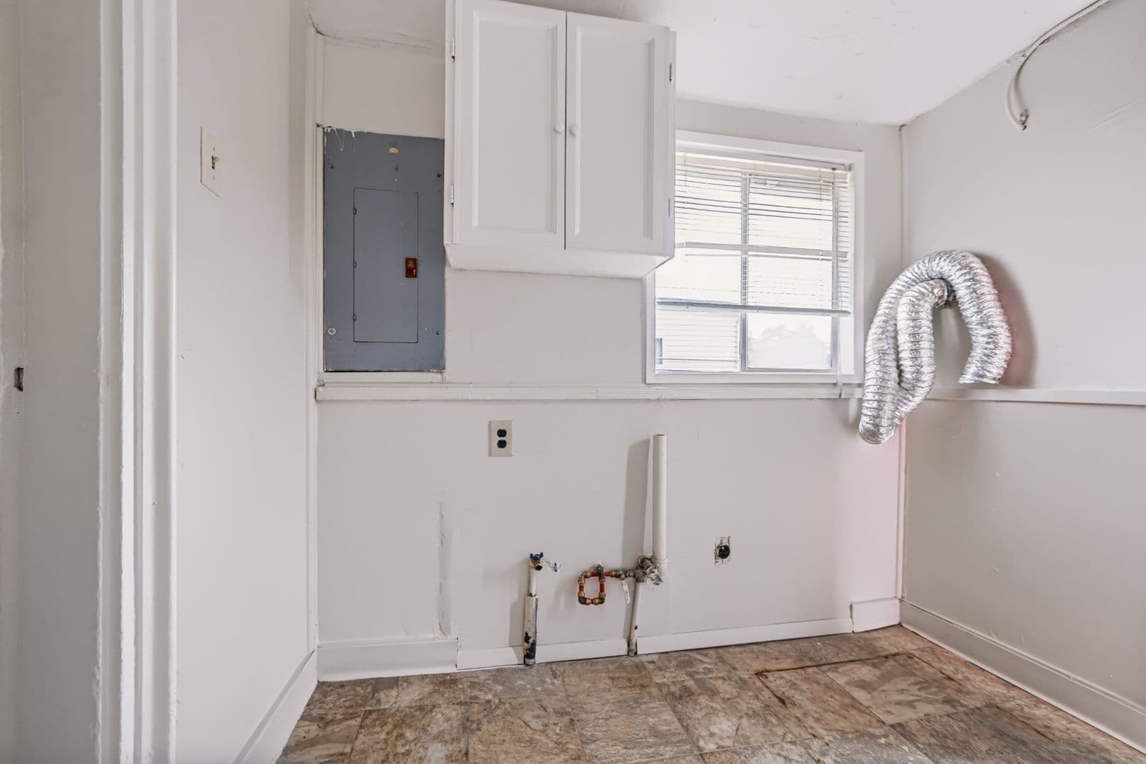 Seattle House: 4619 S Holden St