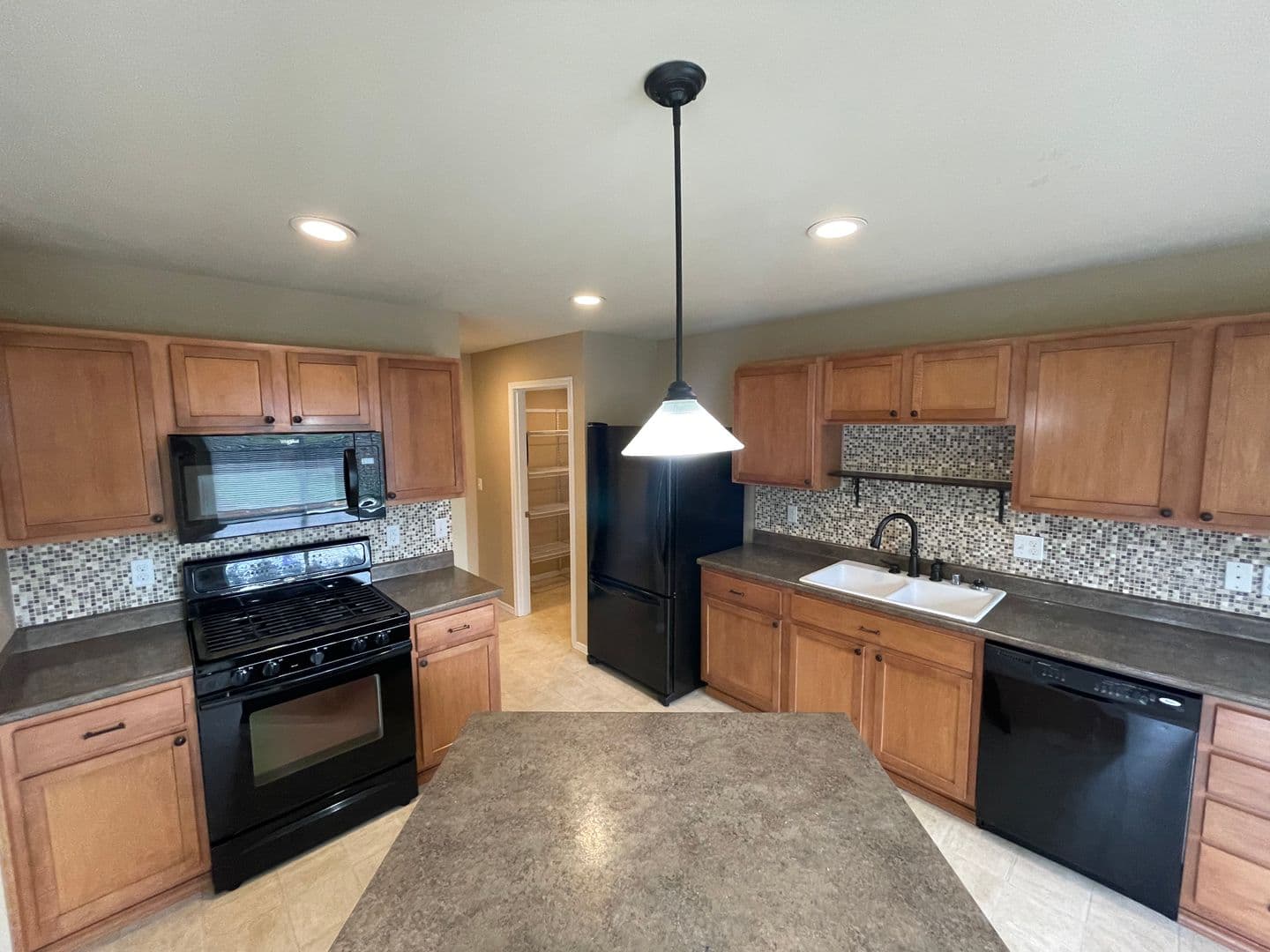 Spanaway House: 20322 46th Ave Ct E