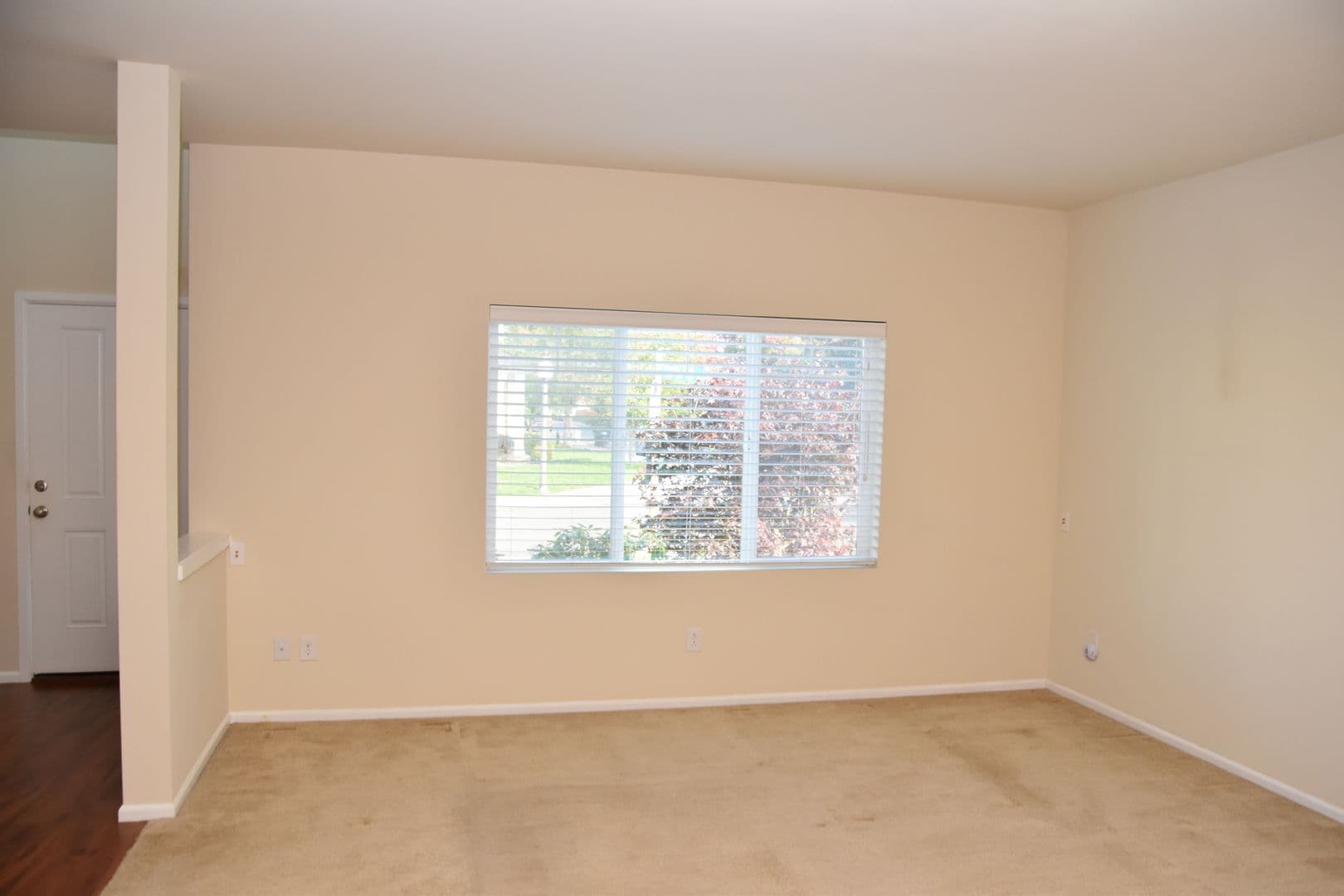 Spanaway House: 18034 16th Ave Ct E