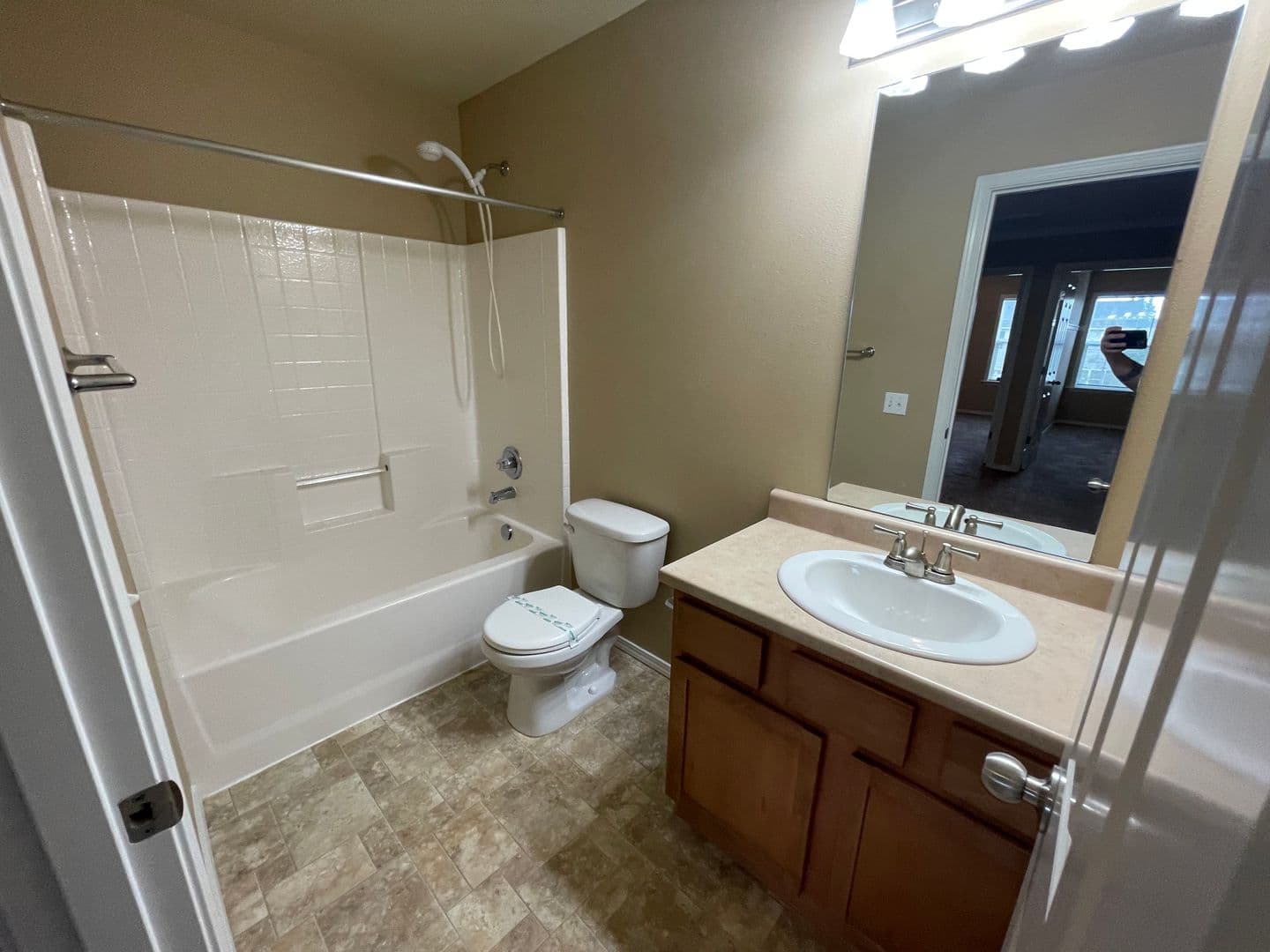 Spanaway House: 20322 46th Ave Ct E