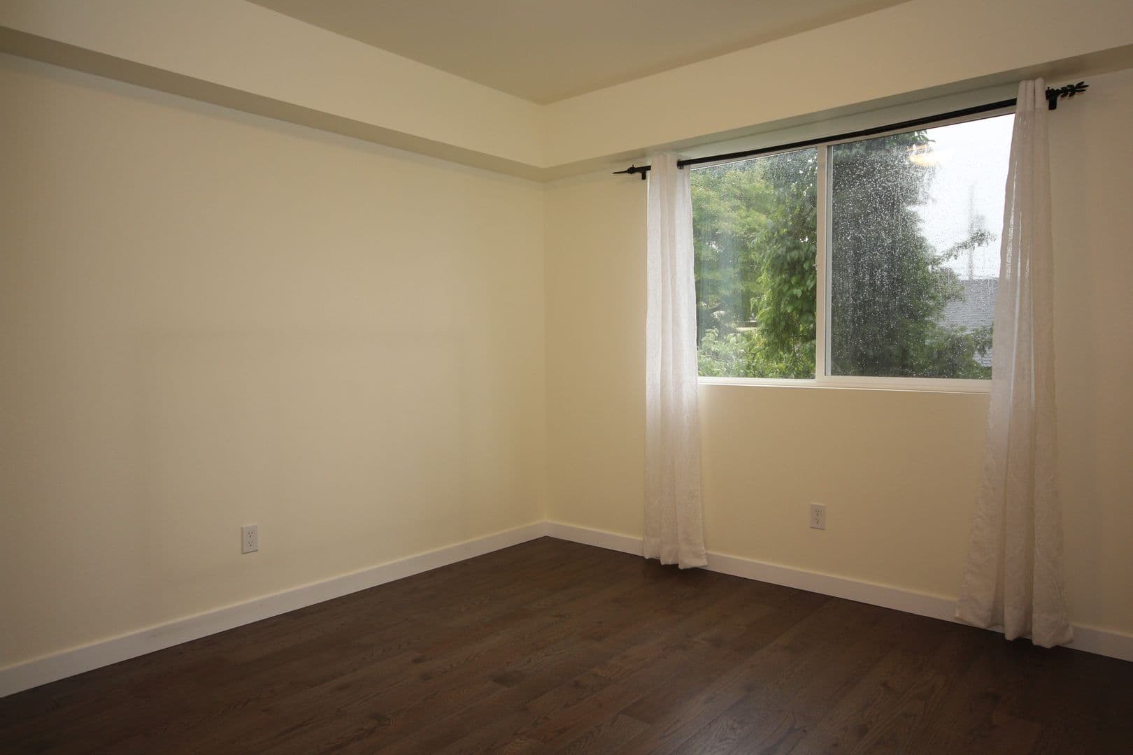 Seattle House: 4627 S Frontenac St