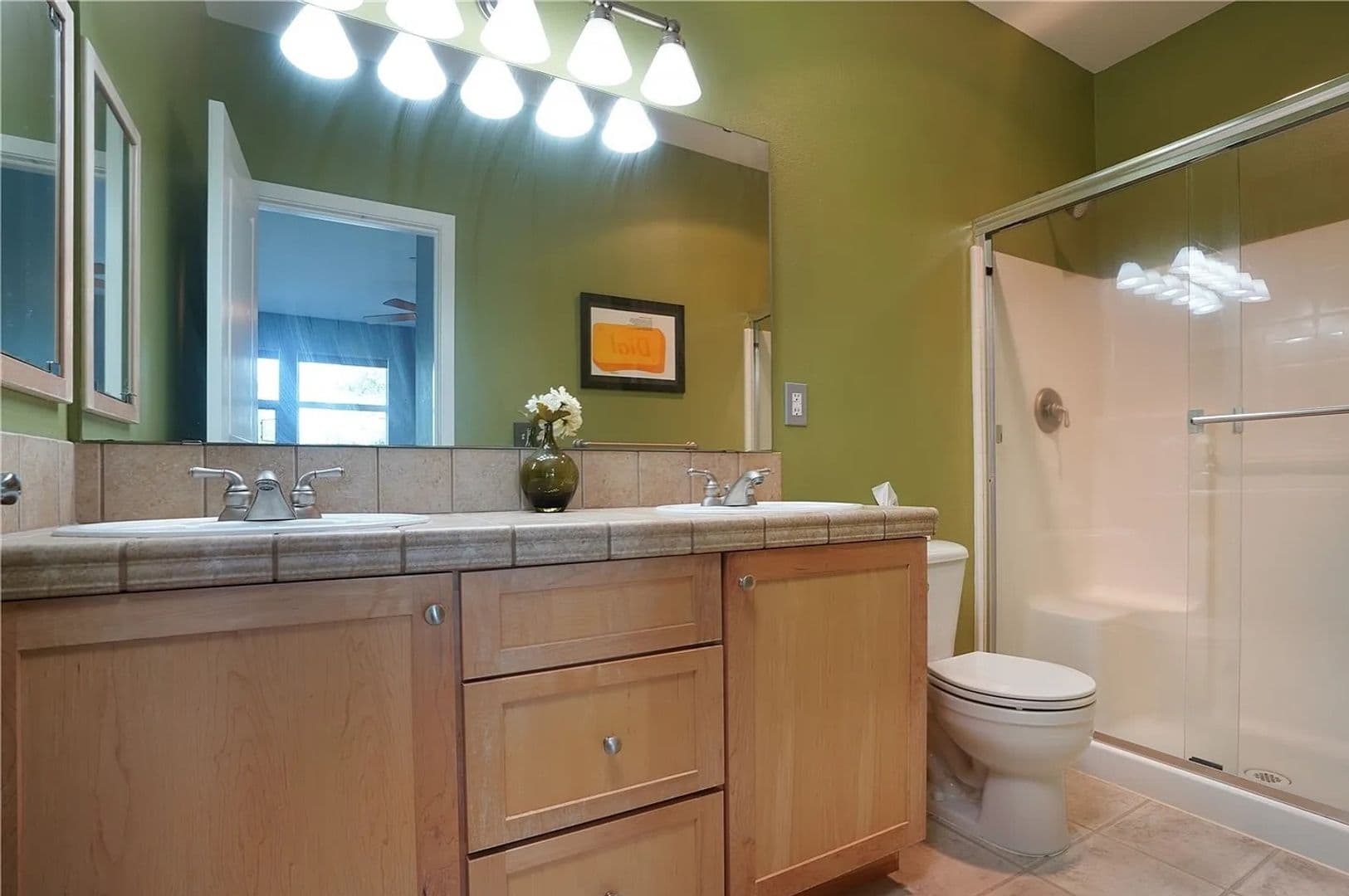 Tacoma Townhome: 2357 Yakima Ct