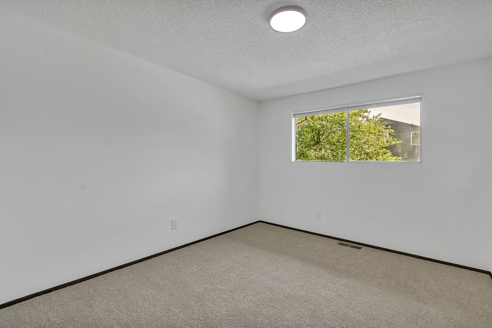 Seattle House: 8832 20th Ave SW