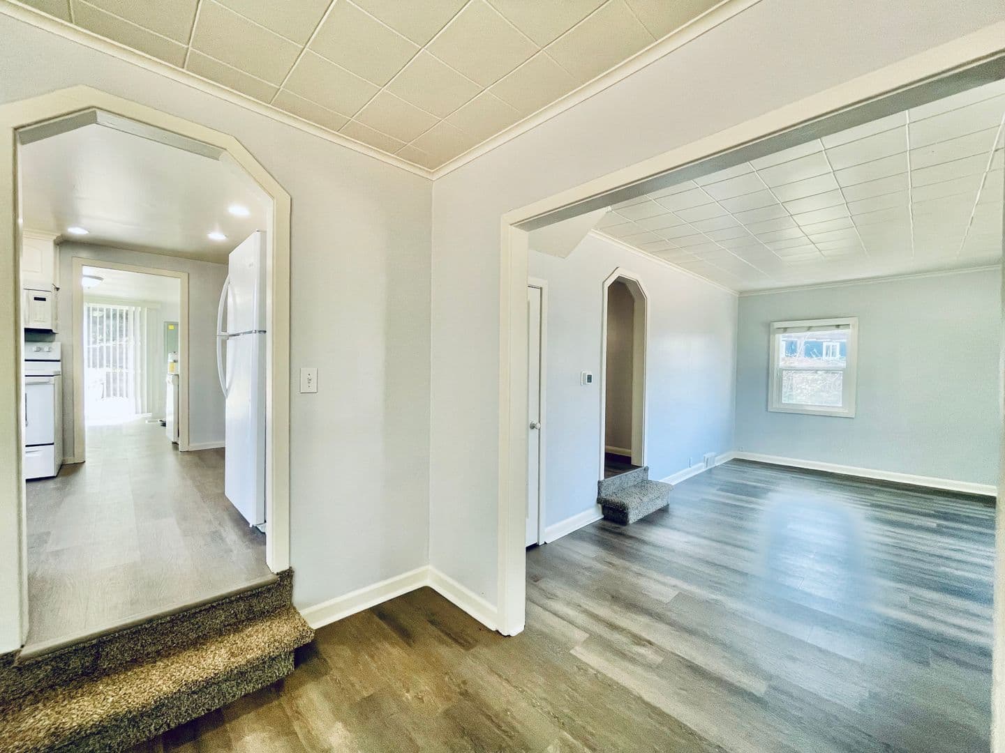Seattle House: 1403 S 99th St