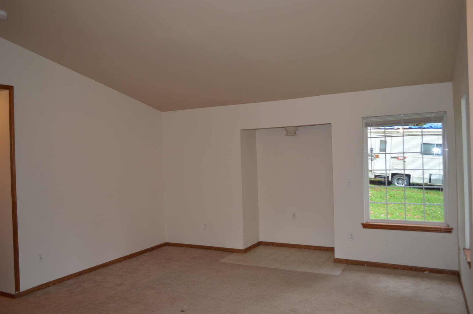 Bonney Lake House: 11325 205th Ave E