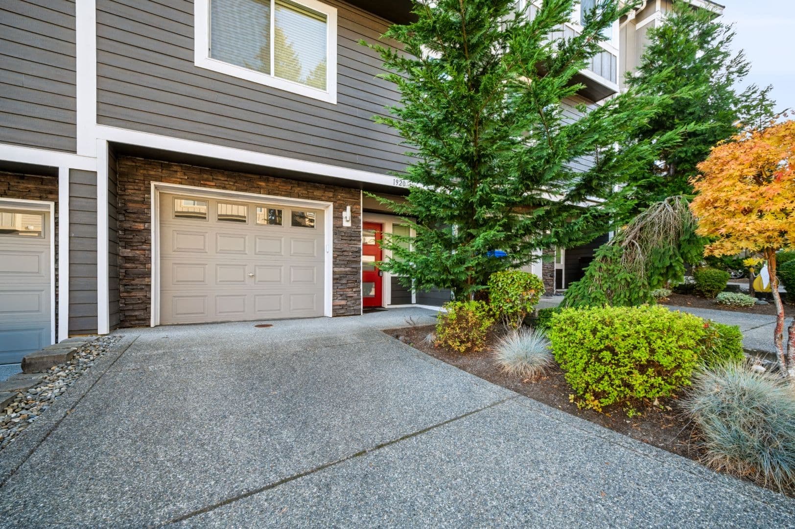 Everett Townhome: 1920 78th Pl SE