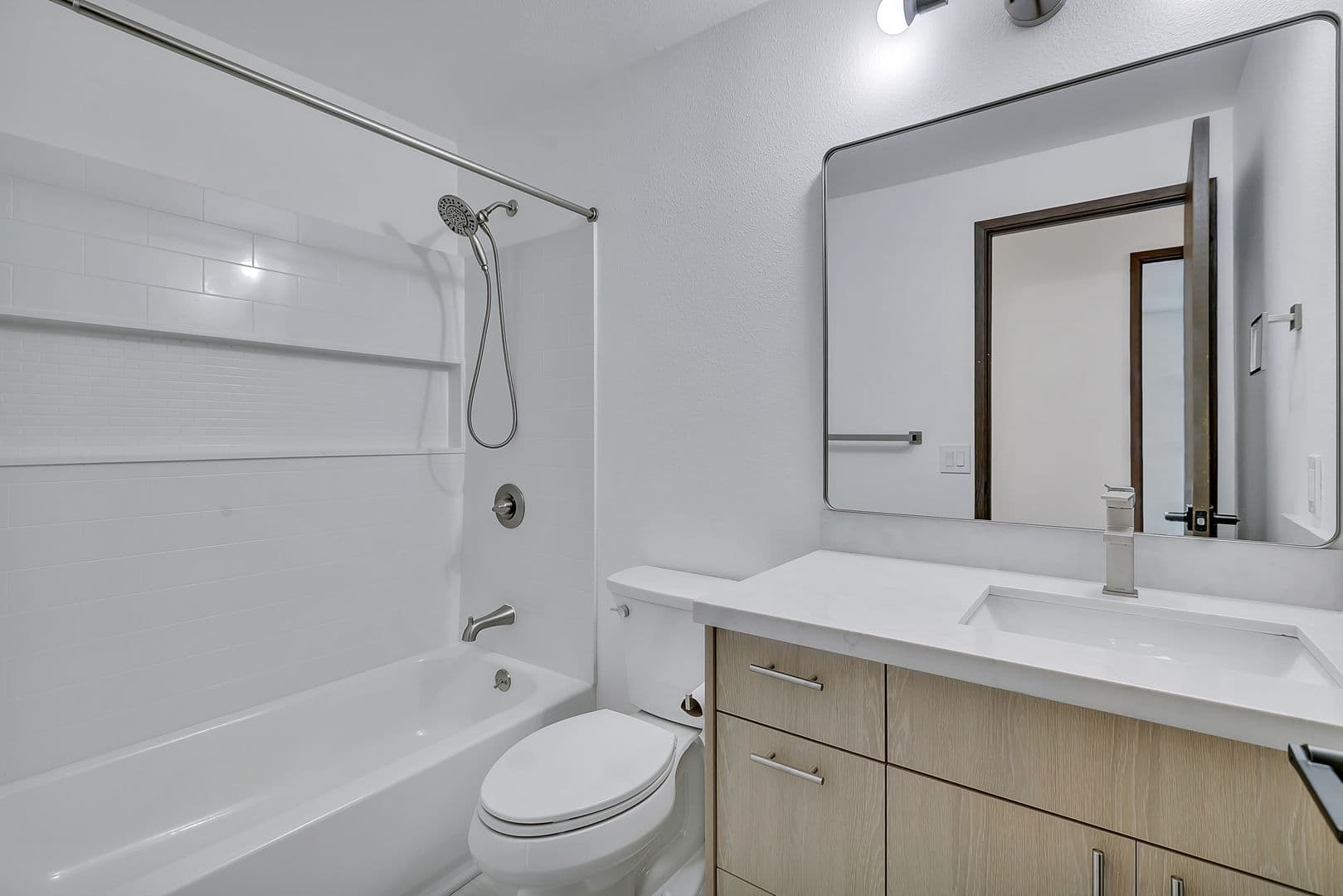 Seattle House: 8832 20th Ave SW