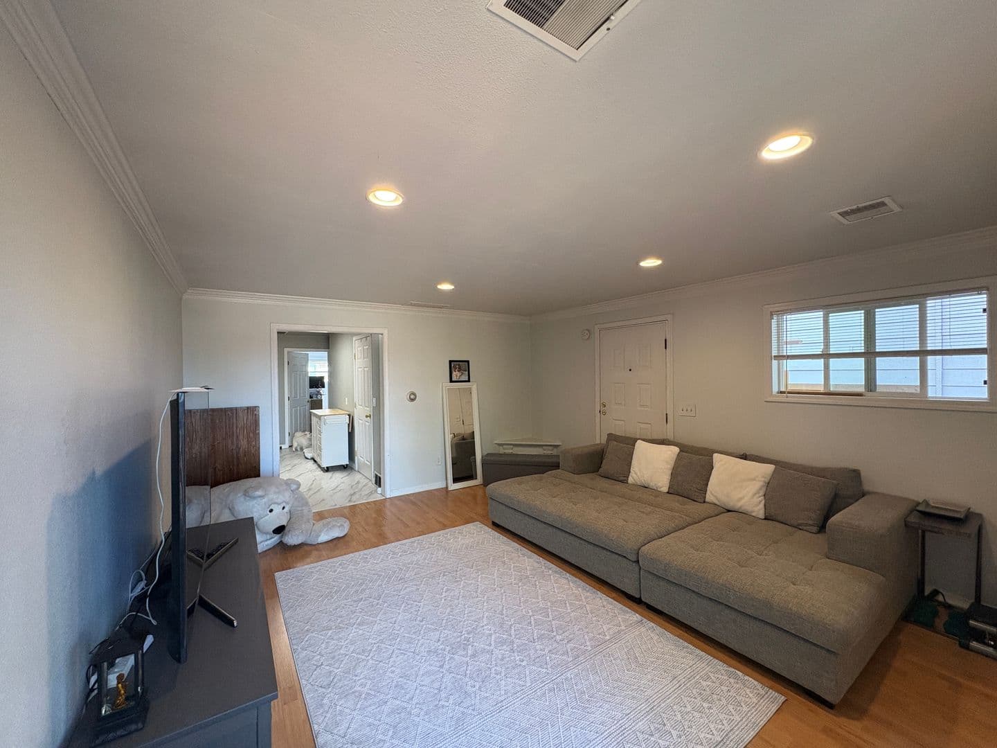 Seattle House: 8232 S 122nd St