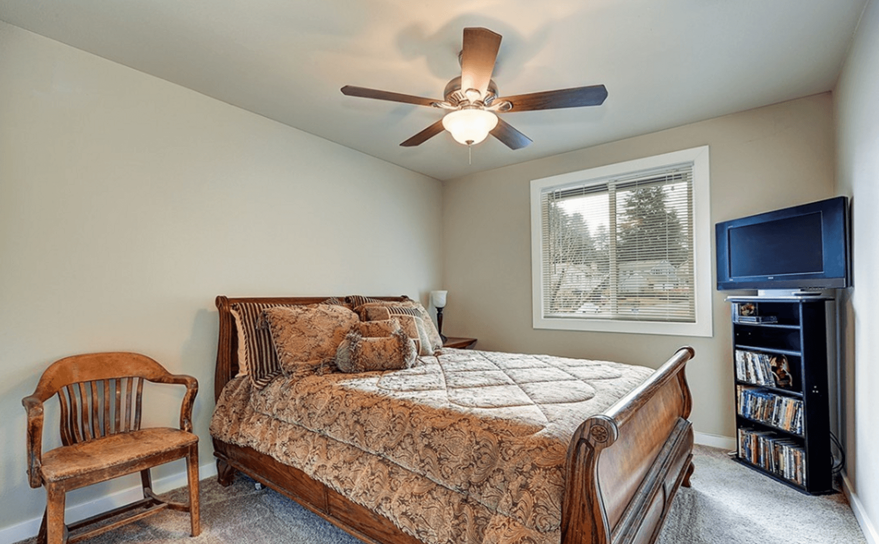 Federal Way House: 33266 34th Ave SW