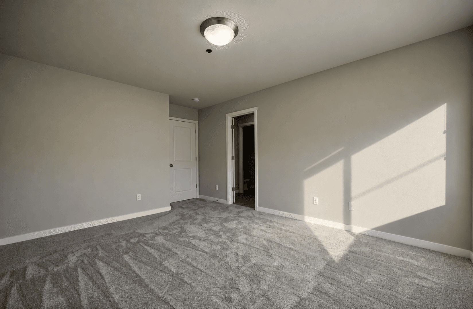 Everett Townhome: 1920 78th Pl SE