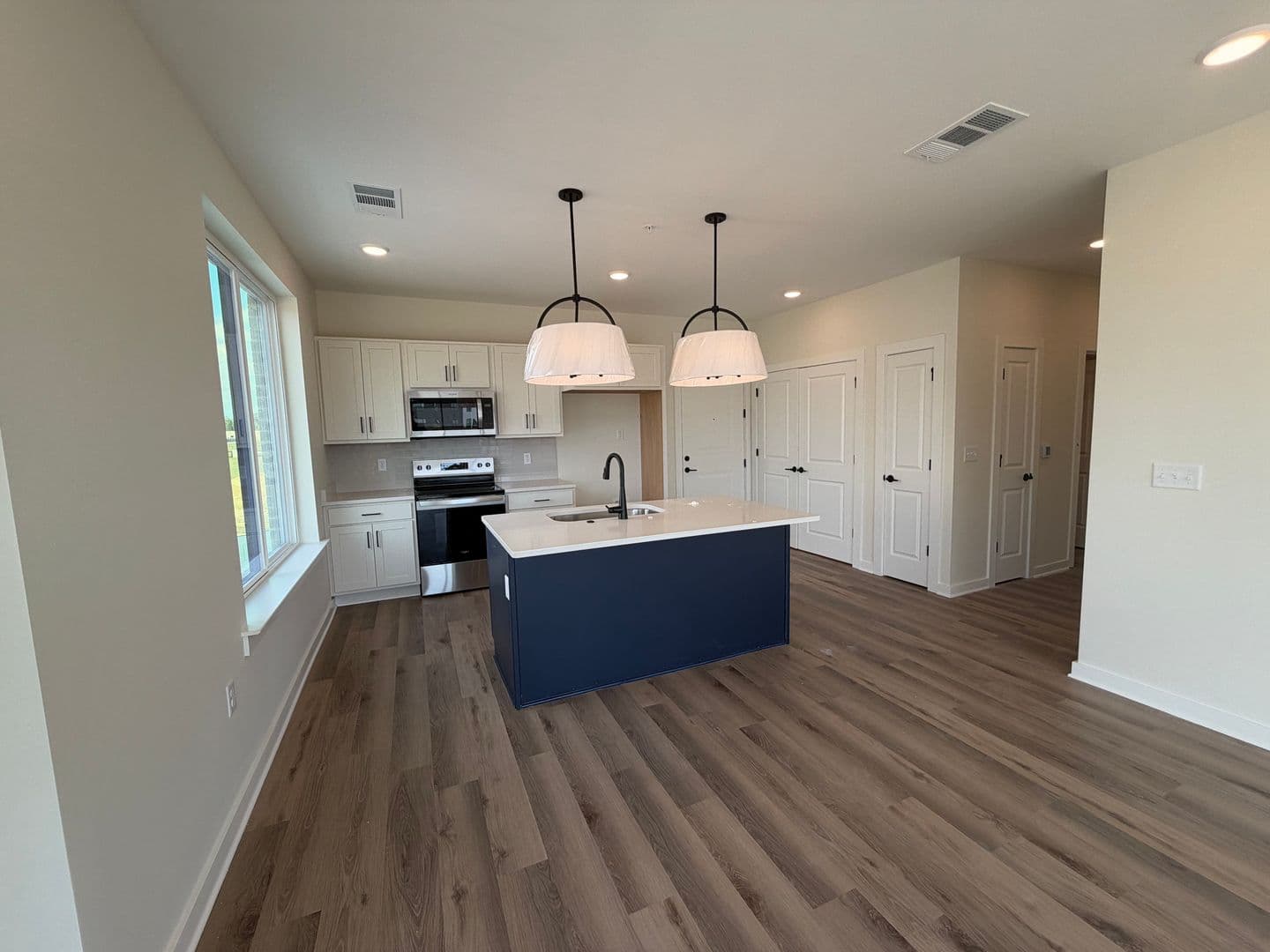 Nesbit Apartment: 825 Tunica Trails
