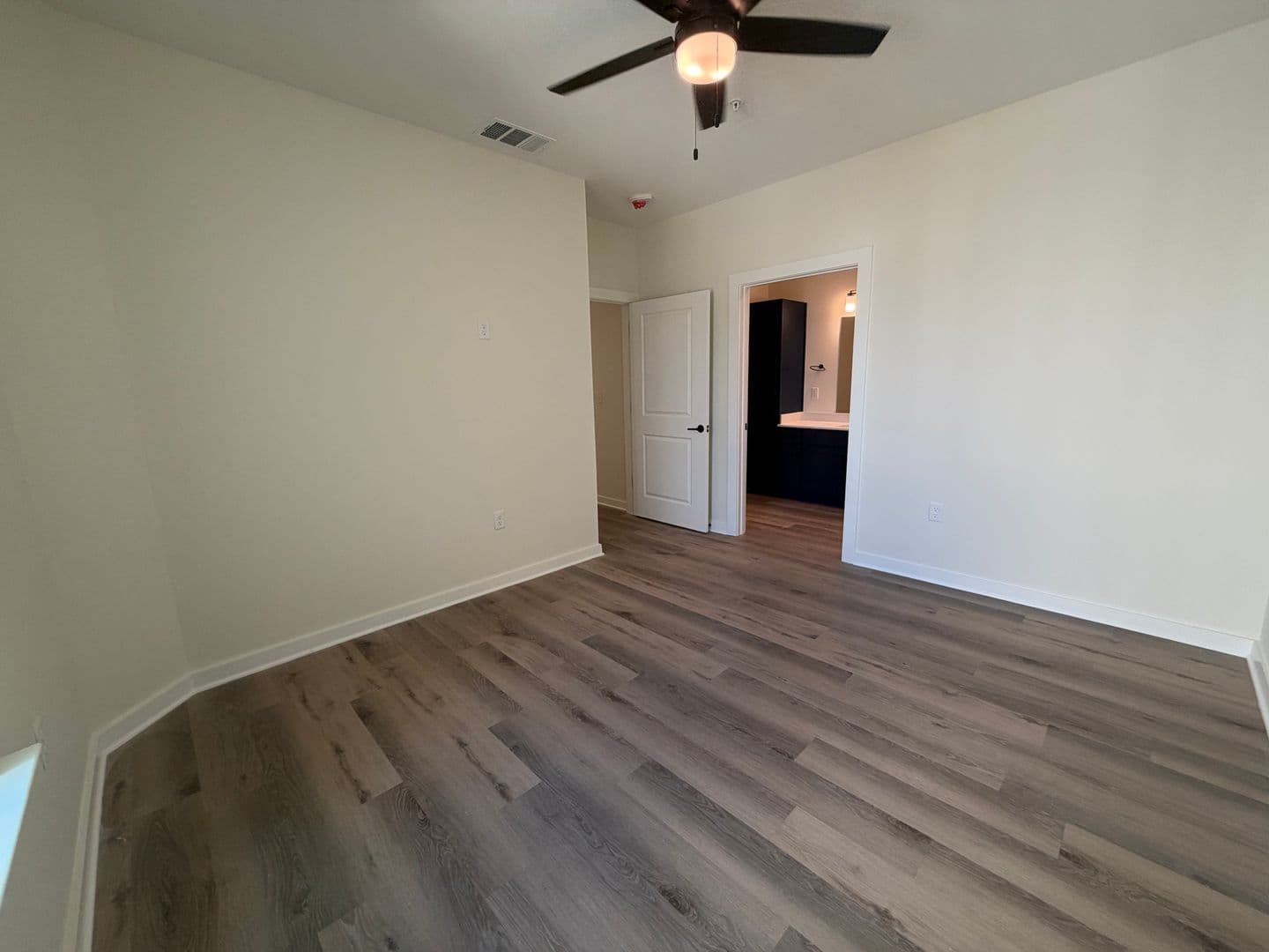 Nesbit Apartment: 825 Tunica Trails