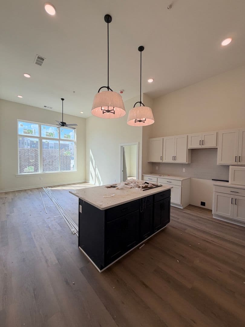 Nesbit Apartment: 825 Tunica Trails