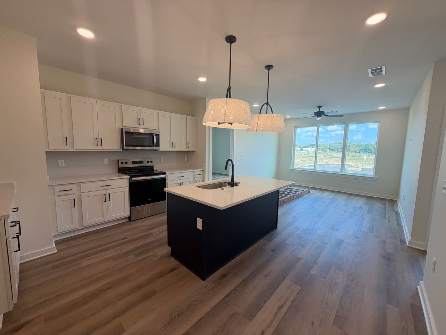 Nesbit Apartment: 825 Tunica Trails