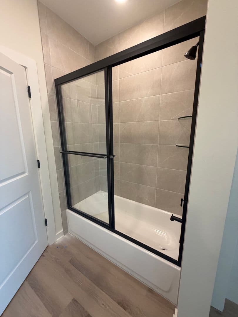 Nesbit Apartment: 825 Tunica Trails