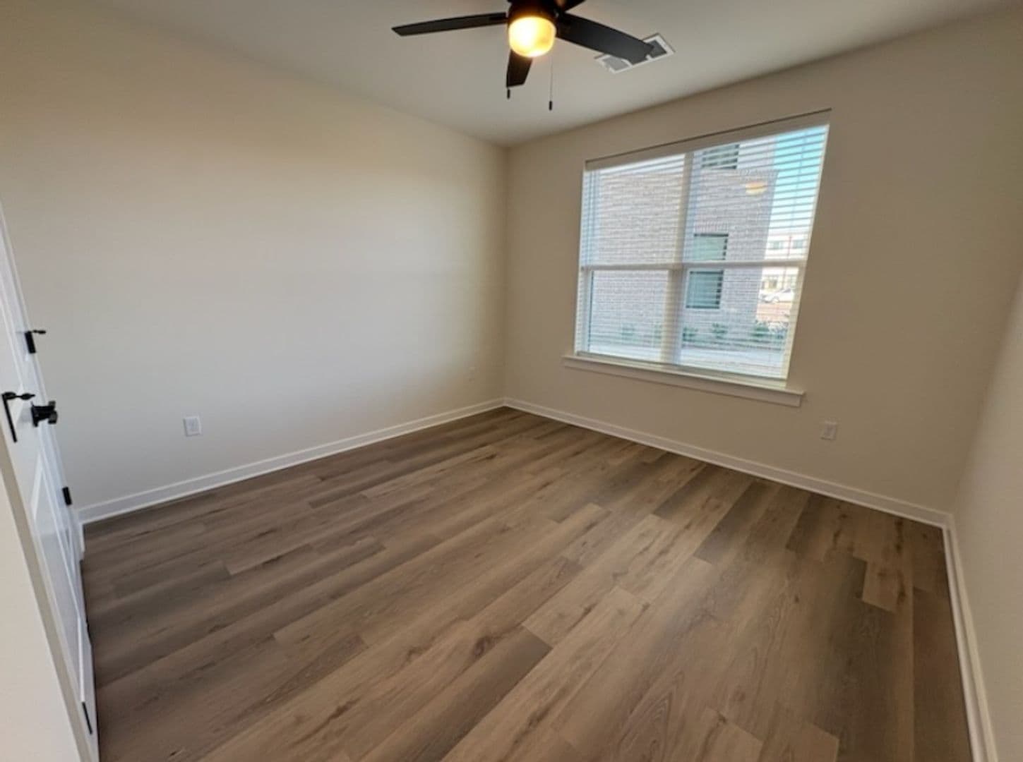 Nesbit Apartment: 860 Humphrey Way