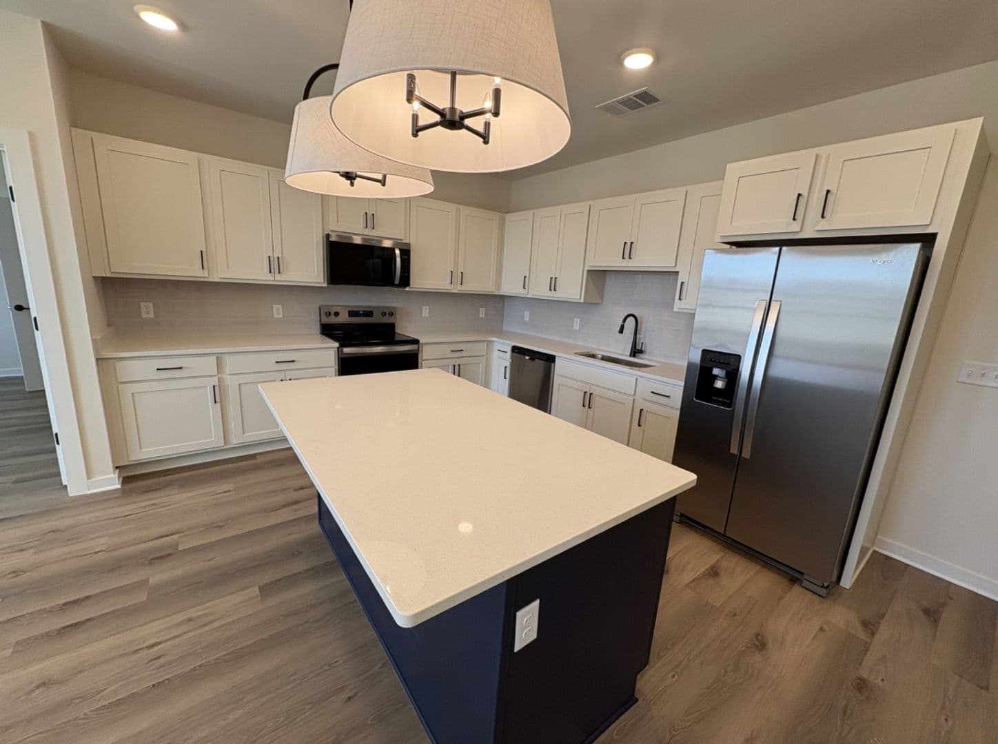 Nesbit Apartment: 860 Humphrey Way