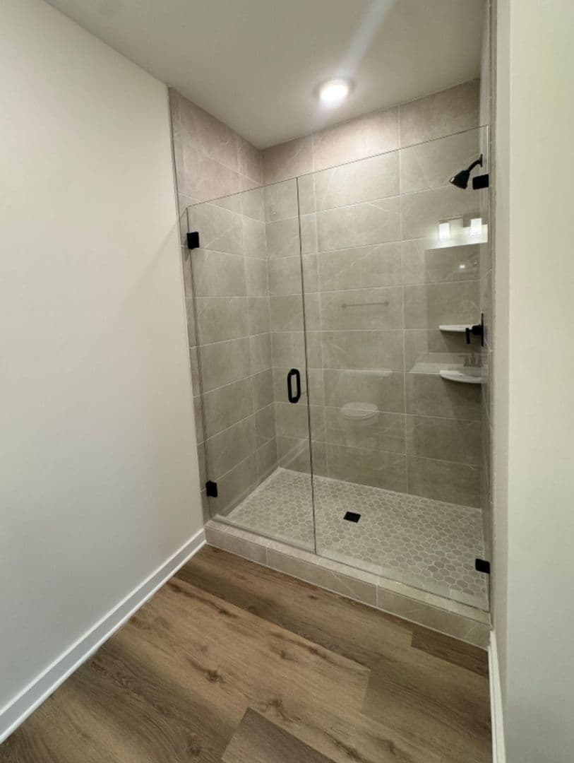 Nesbit Apartment: 860 Humphrey Way