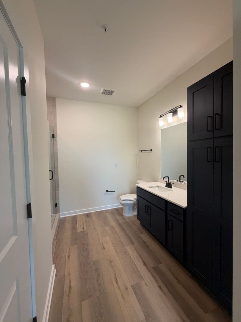 Nesbit Apartment: 825 Tunica Trails