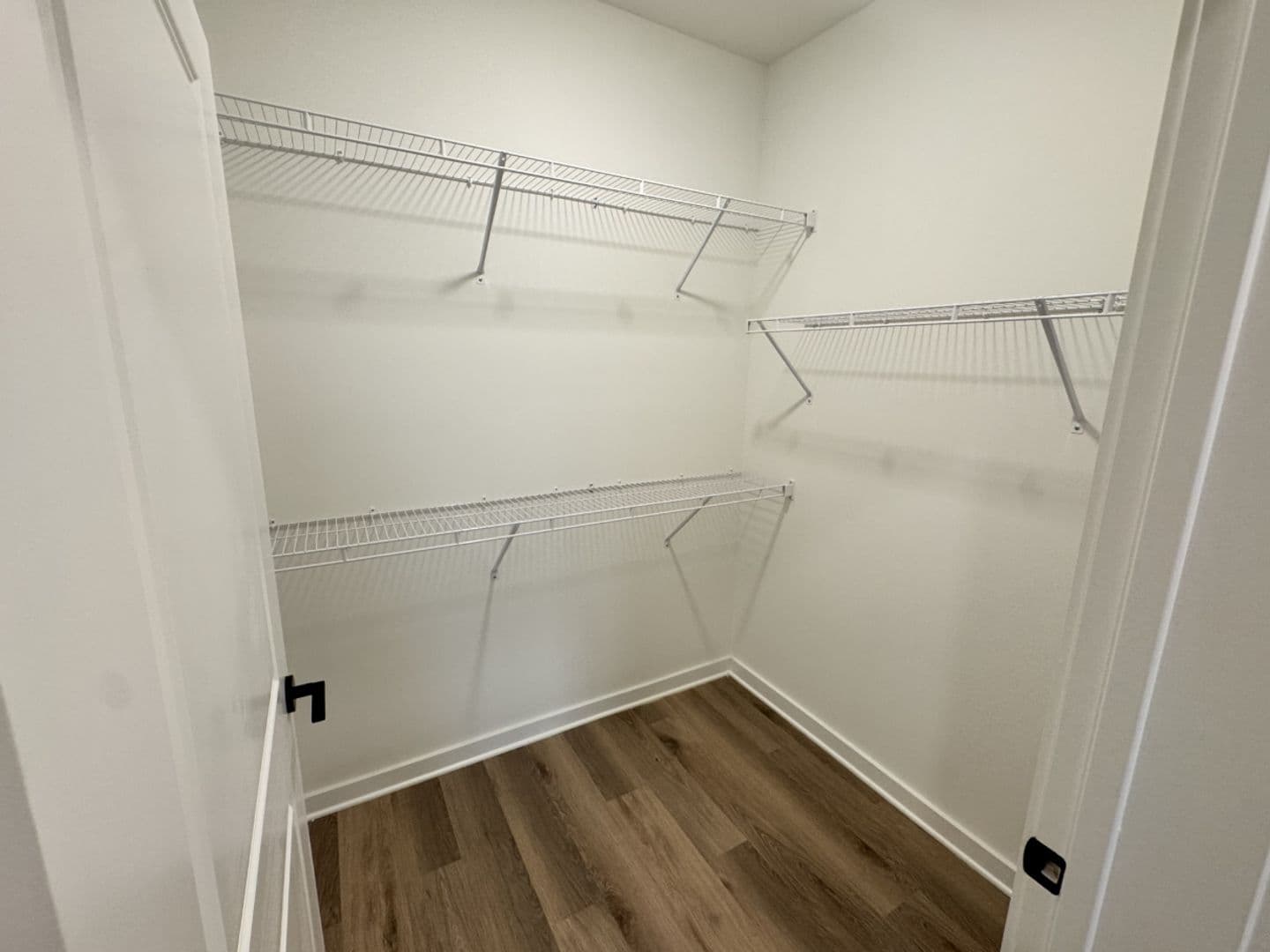 Nesbit Apartment: 860 Humphrey Way