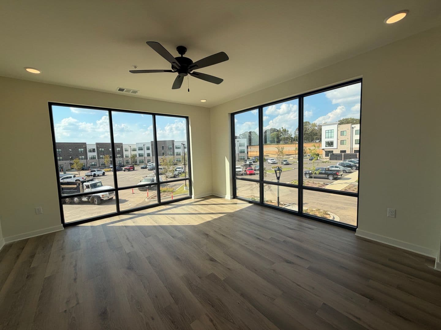 Nesbit Apartment: 825 Tunica Trails