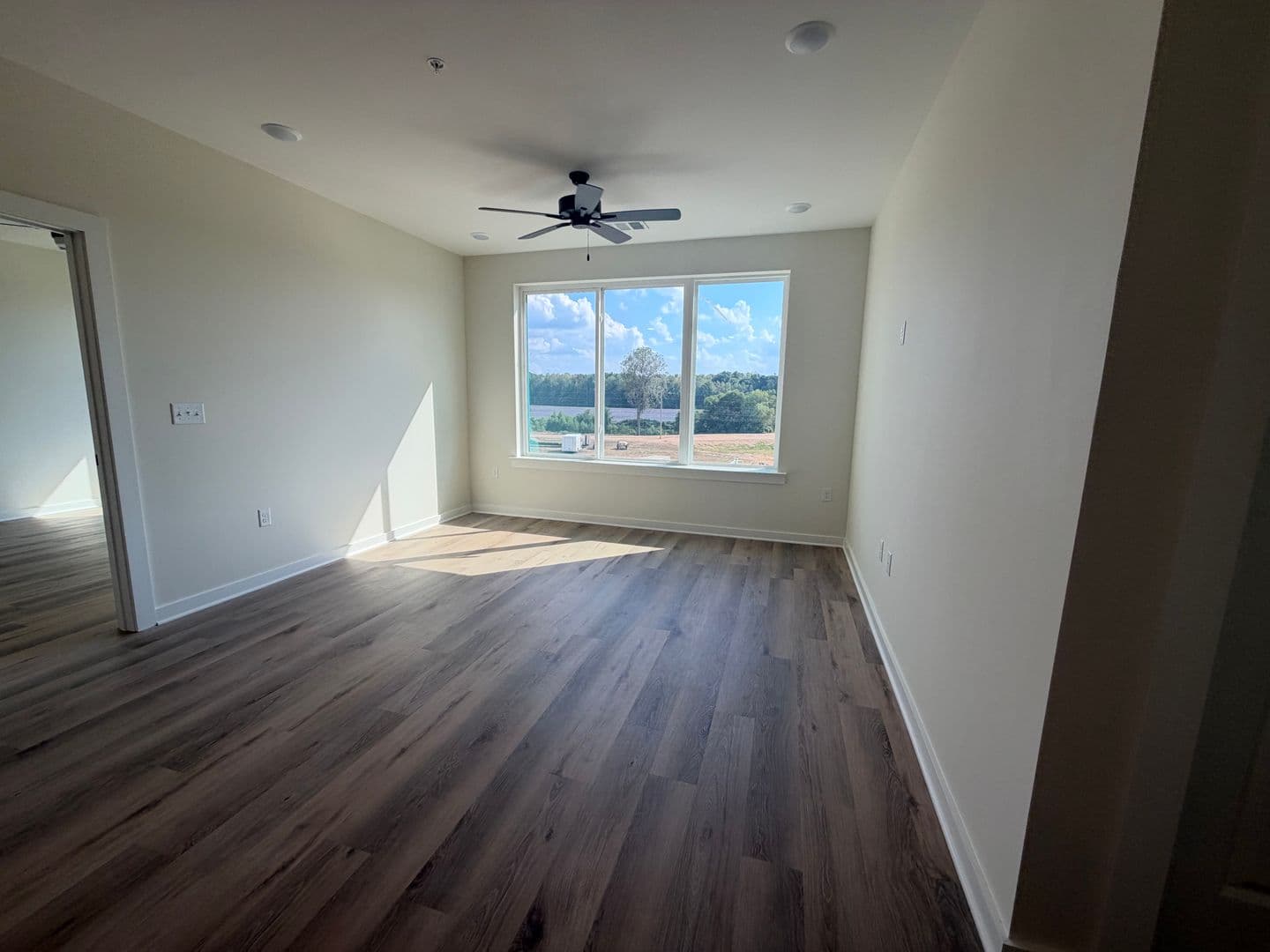 Nesbit Apartment: 825 Tunica Trails
