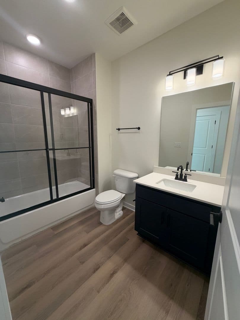Nesbit Apartment: 825 Tunica Trails