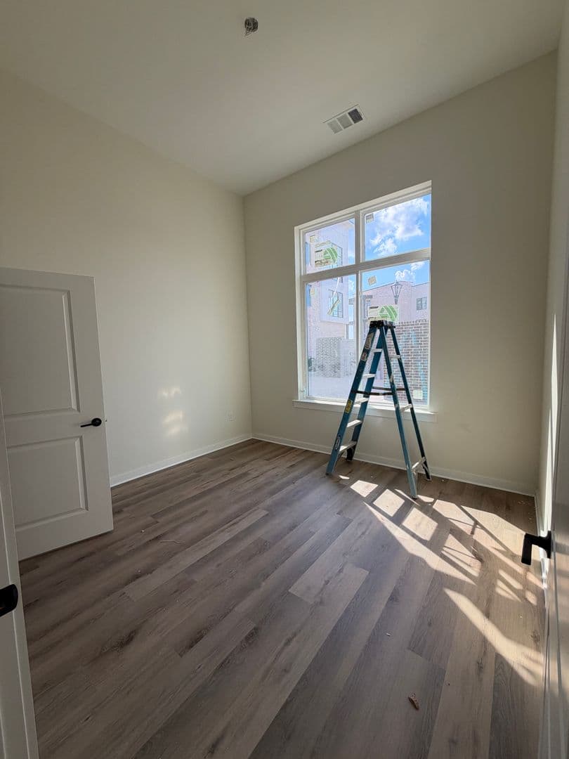 Nesbit Apartment: 825 Tunica Trails