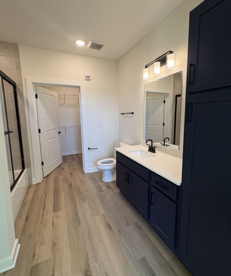 Nesbit Apartment: 860 Humphrey Way