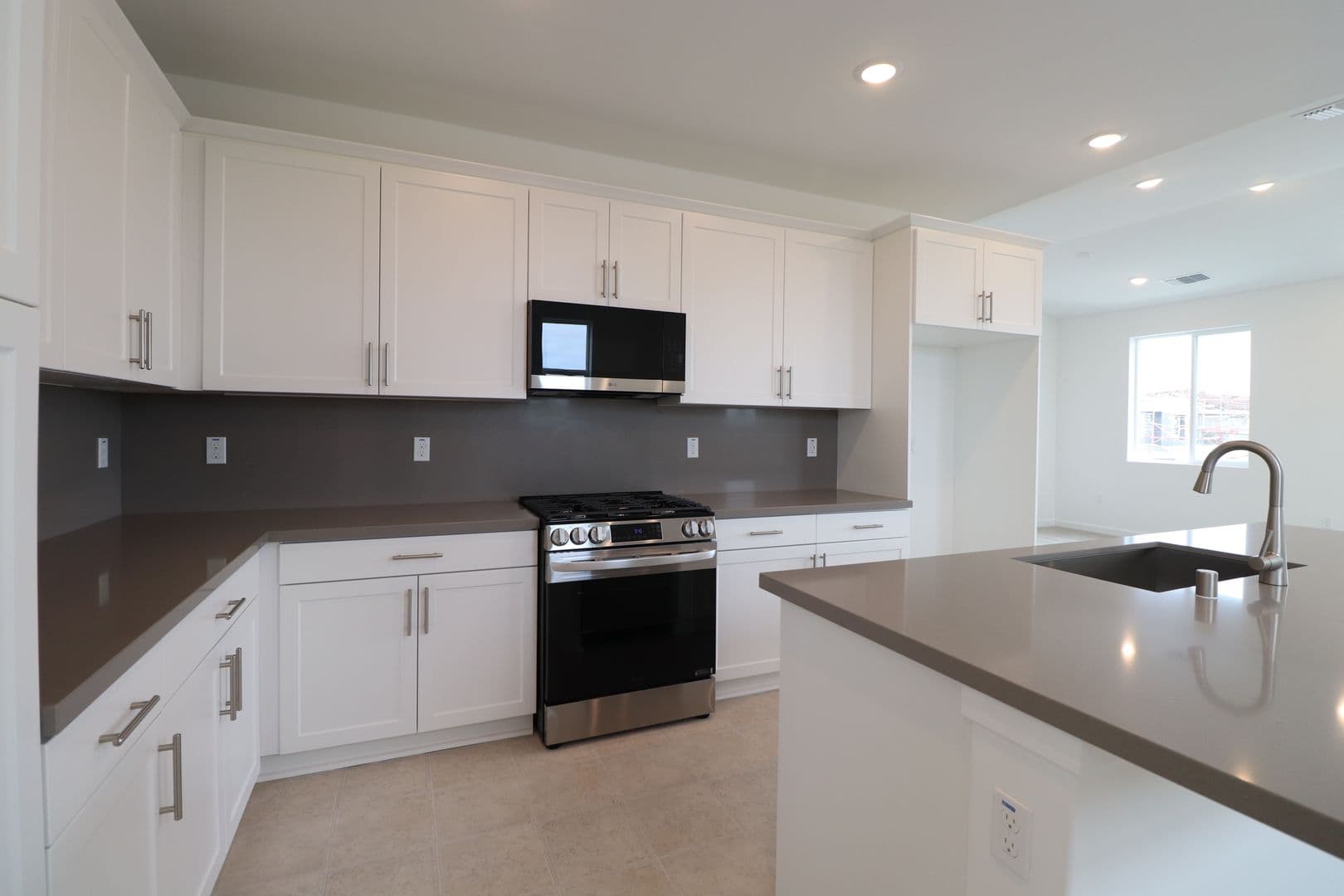 Lompoc Apartment: 1713 River Vista