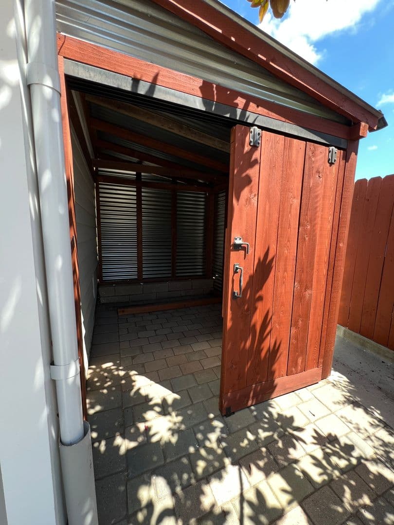 San Luis Obispo House: 907 Rachel Court