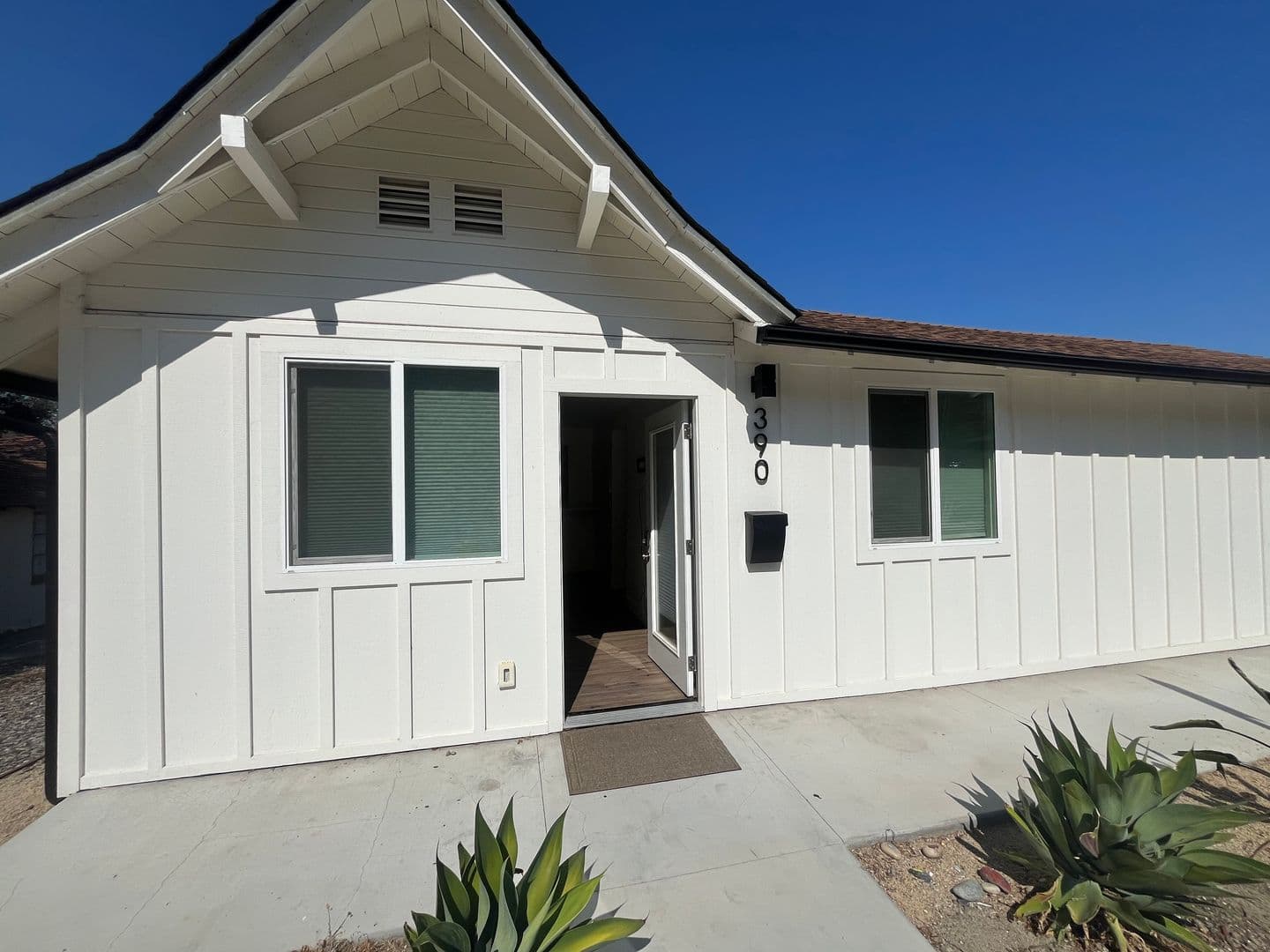 San Luis Obispo House: 390 Hill St